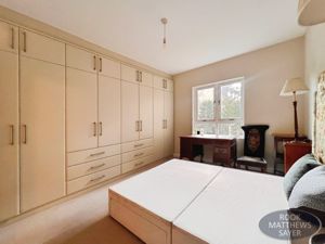 Photo 17- click for photo gallery